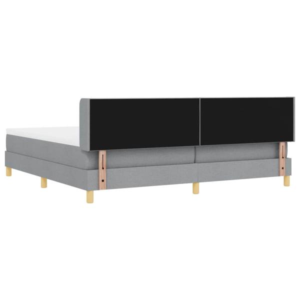 Boxspringbett mit Matratze Hellgrau 200x200 cm Stoff