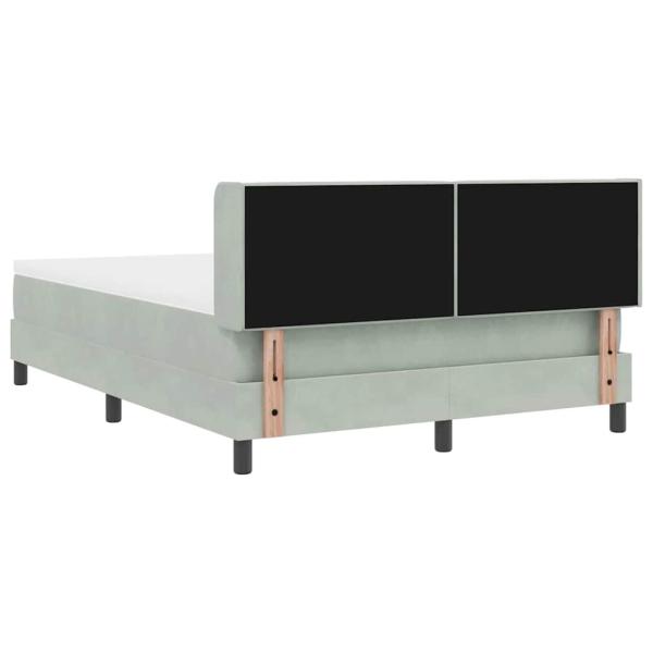 Boxspringbett mit Matratze Hellgrau 140x200 cm Samt