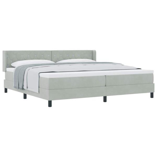 Boxspringbett mit Matratze Hellgrau 200x200 cm Samt