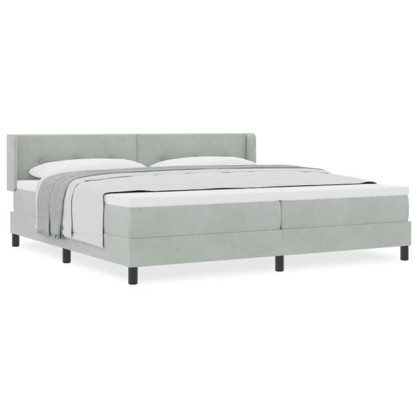 Boxspringbett mit Matratze Hellgrau 200x200 cm Samt