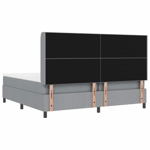 Boxspringbett mit Matratze Hellgrau 200x200 cm Stoff