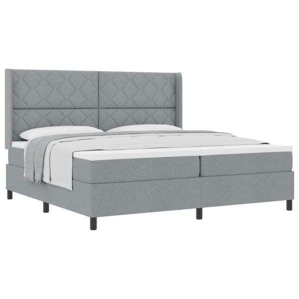 Boxspringbett mit Matratze Hellgrau 200x200 cm Stoff