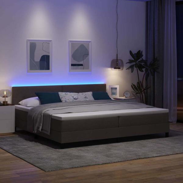 LED Boxspringbett mit Matratze Dunkelbraun 200x200 cm Stoff