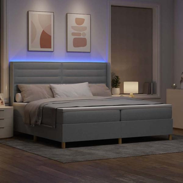 LED Boxspringbett mit Matratze Hellgrau 200x200 cm Stoff