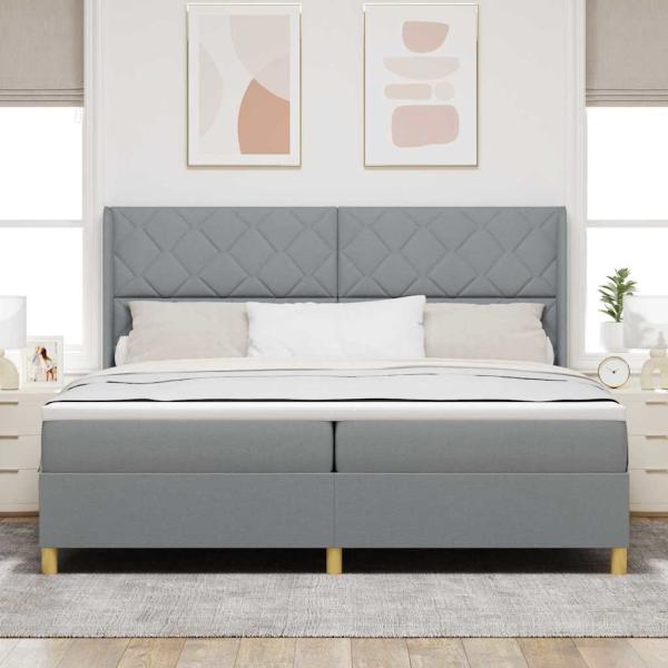 ARDEBO.de - LED Boxspringbett mit Matratze Hellgrau 200x200 cm Stoff