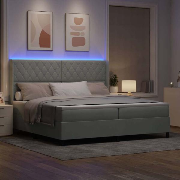LED Boxspringbett mit Matratze Hellgrau 200x200 cm Samt