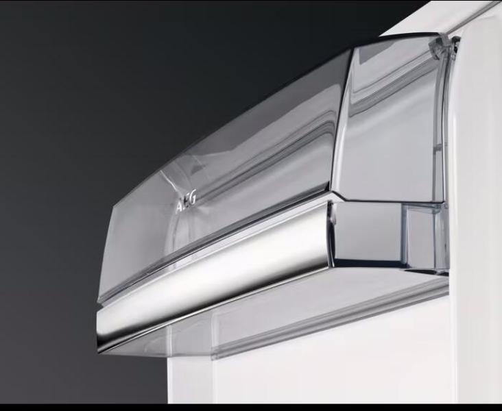 AEG SFE814D9ZC Einbaukühlschrank mit Gefrierfach, Nischenhöhe 140 cm, 187 L, Festtürtechnik, 360°Cooling, Coolmatic