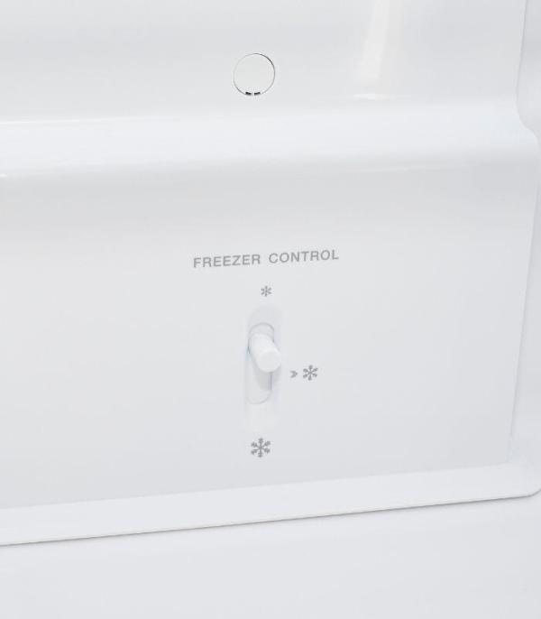 Exquisit KGC250-85-NF-040D Stand Kühl-Gefrierkombination, 54 cm breit, 247 L, NoFrost, LED Beleuchtung, inoxlook-az