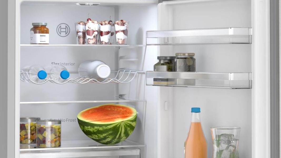 Bosch KGN362LAF Serie 4 Stand Kühl-Gefrierkombination, 60 cm breit, 321 L, Total No Frost, Vitafresh, Super Kühlen, Super Gefrieren, Edelstahloptik