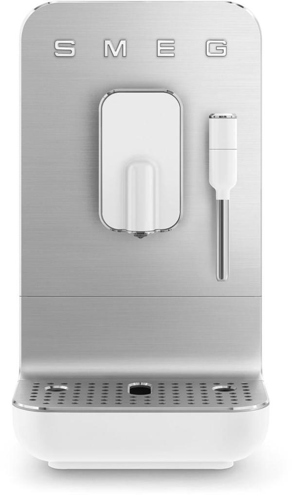 ARDEBO.de Smeg BCC12WHMEU Kompakt-Kaffeevollautomat, 1350 W, 1,4 L Wassertank, 8 Funktionen, 6 Kaffeevariationen, Heißwasser und Dampffunktion,weiß/silber