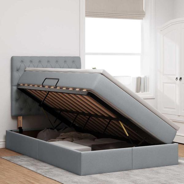 Aufbewahrungsbett mit Matratze Hellgrau 120 x 200 cm Kunstleder