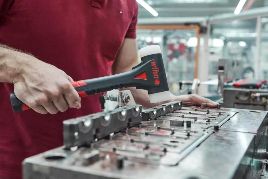 Wiha 8041 Schonhammer FibreBuzz, rückschlagfrei, sehr hart, rot/grau (44598)