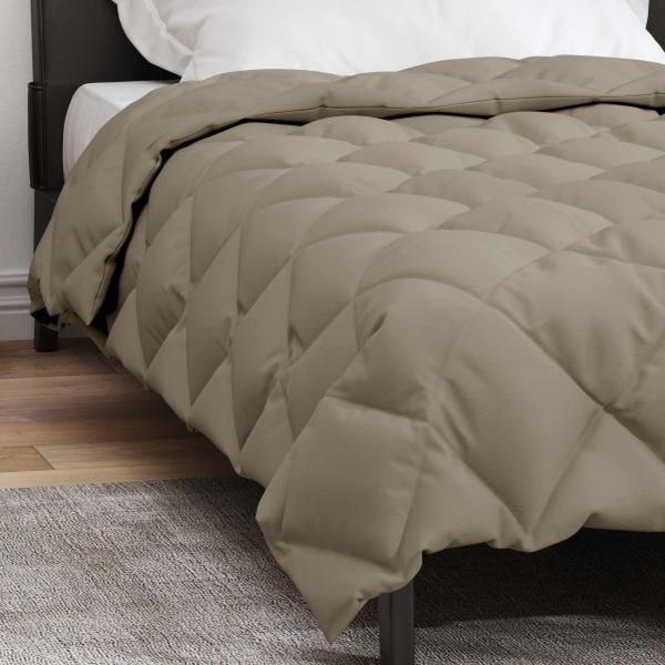 Winterbettdecke Hellgrau 220 x 135 cm Mikrofaser