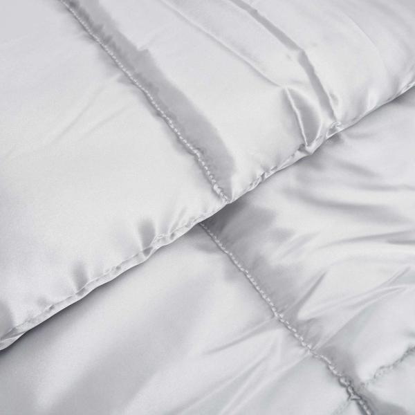 Sommerdecke Silber 220 x 155 cm Satin und Mikrofaser