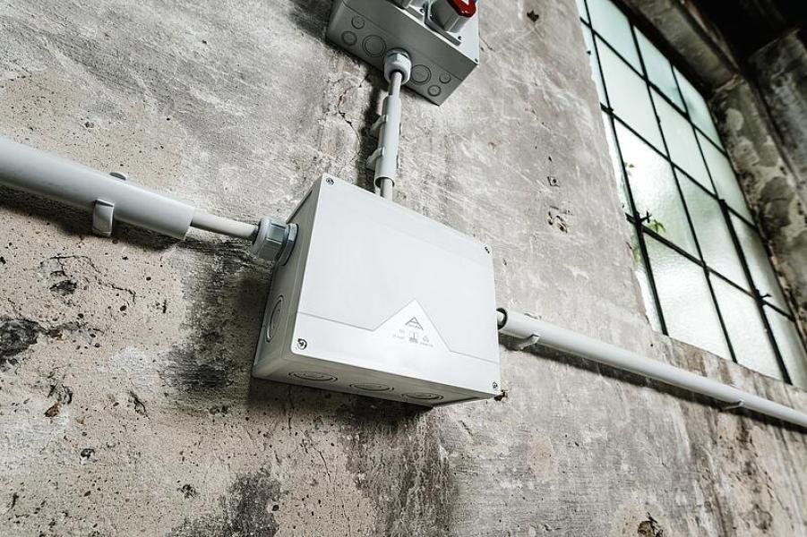 Spelsberg Abox Pro 250-25²/sw Abzweigkasten IP66/IP67/IP69, 252x202x120mm, schwarz (42502001)