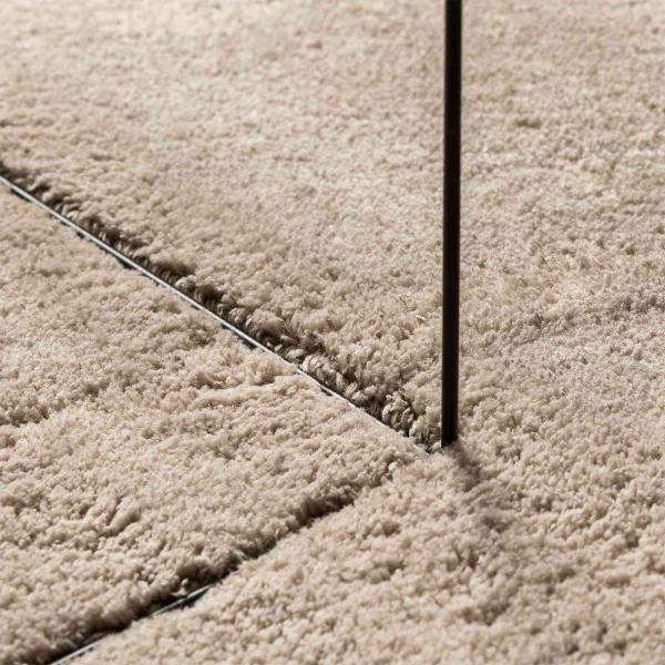 Mittlerer Flor weicher und waschbarer Teppich HUARTE Sand