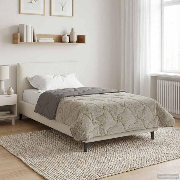 ARDEBO.de - Ganzjahresbettdecke Gepolstert Hellgrau 140 x 220 cm