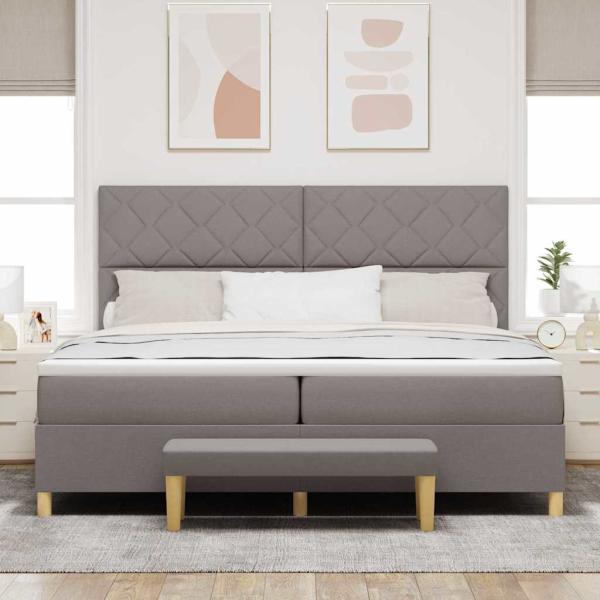 Boxspringbett mit Kissen mit Kopfteil Taupe 200 x 200 cm Stoff