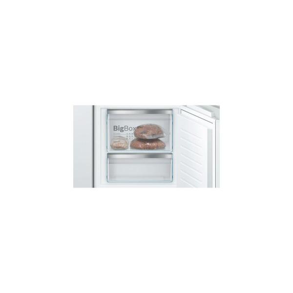 Bosch KIS87ADD0Serie 6 Einbau Kühl-Gefrierkombination, Nischenhöhe: 177,5cm, 270L, Festtürtechnik, LowFrost, LED Beleuchtung