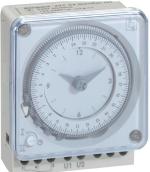 ARDEBO.de Legrand MicroRex QT, analoge Tageszeitschaltuhr mit Quarzmotor für Fronttafeleinbau und Wandmontage, 1 Kanal, 230V, weiß (049754)
