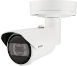 ARDEBO.de Hanwha Vision 6MP AI IR Bullet Kamera, 4,4-9,3mm (2,1x) motorisierte Gleitsichtvarifokalisierung, IR 40m, Tag & Nacht, extremeWDR (120dB), IP66/IP67, IK10, weiß (XNO-C8083R)